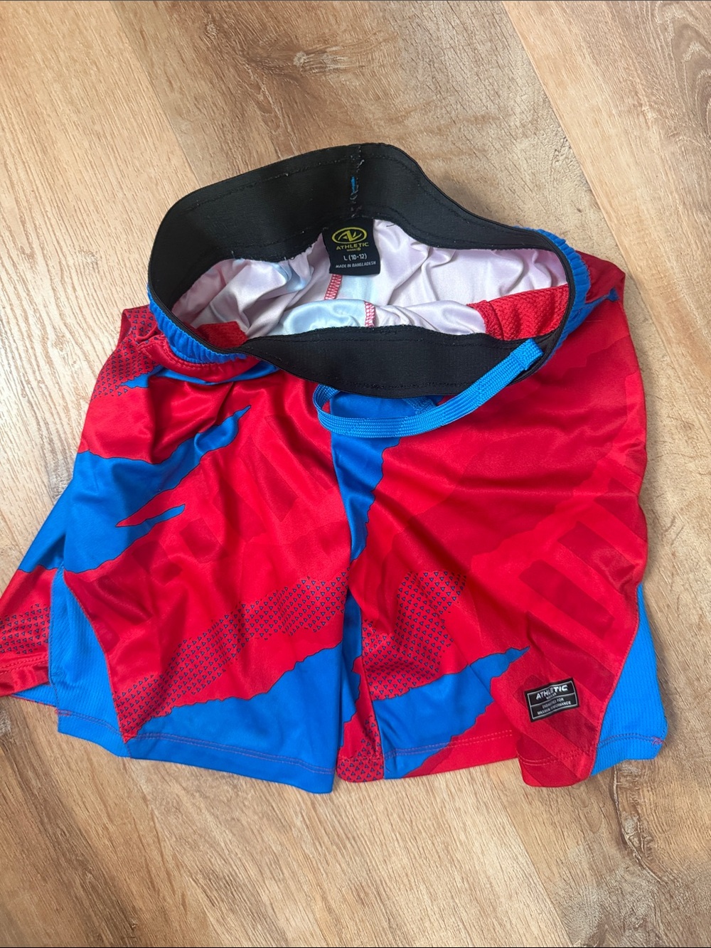 *Like New* Boy’s Athletic Red and Blue Adjustable Tie Waistband Shorts